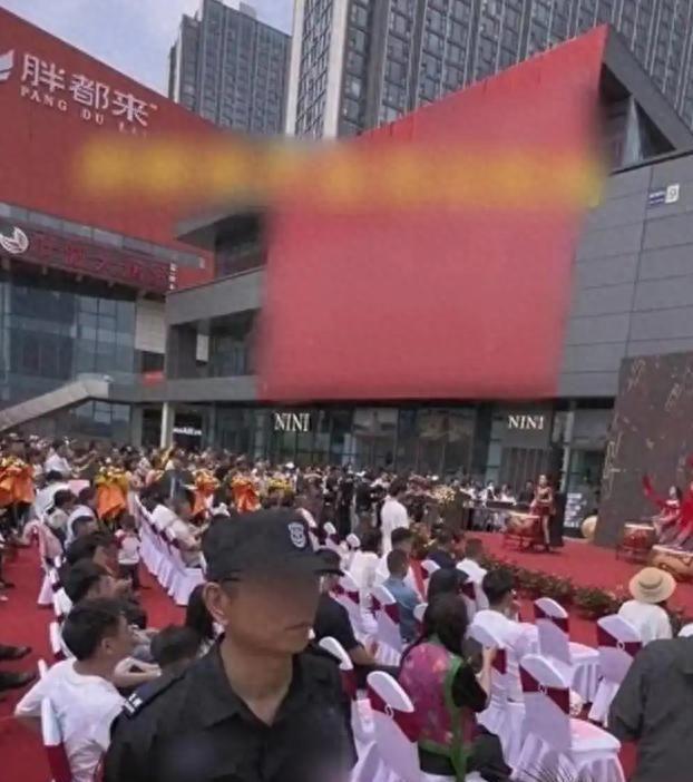 星横幅站台老戏骨被批晚节不保碰瓷胖东来后续胖都来拆除明(图3)