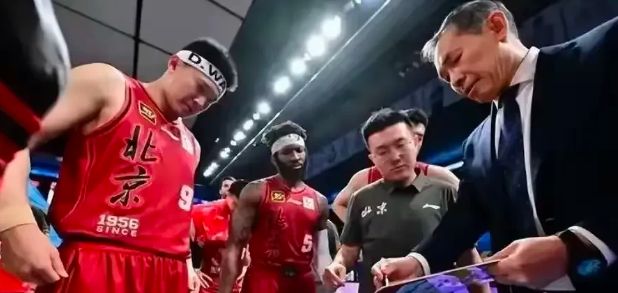 下去可能永远无冠看四点周琦顶级中锋在北汽